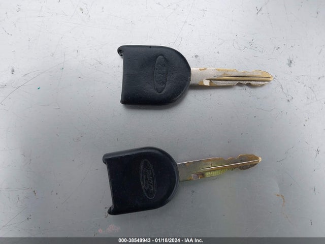 2006 FORD FOCUS ZX4 VIN: 1FAFP34N36W112574