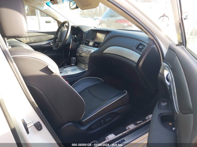 Infiniti Q70 3.7x 2016 JN1BY1AR1GM270087 Image 5