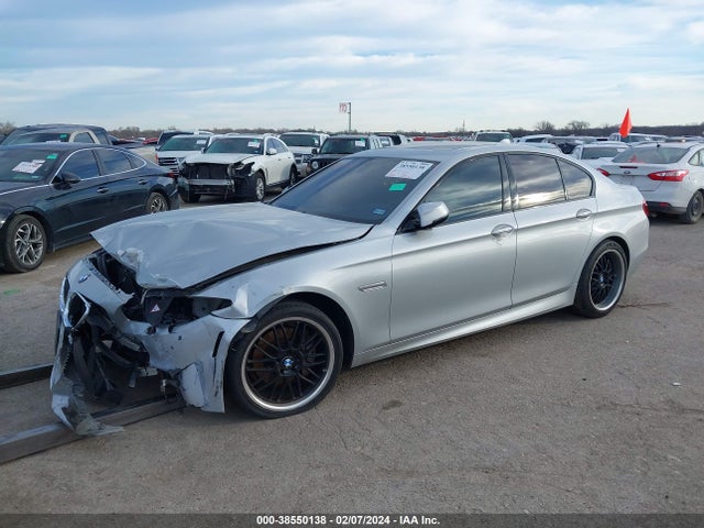 BMW 535i 2014 WBA5B1C53ED483087 Image 2