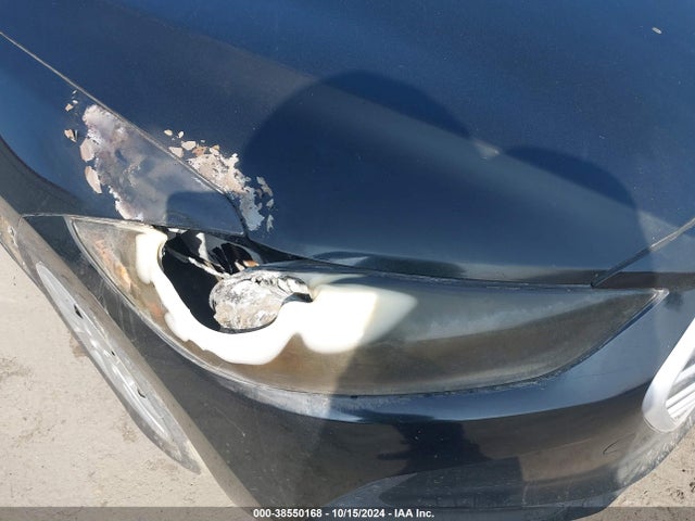 2018 HYUNDAI ELANTRA SE VIN: KMHD74LF3JU595727