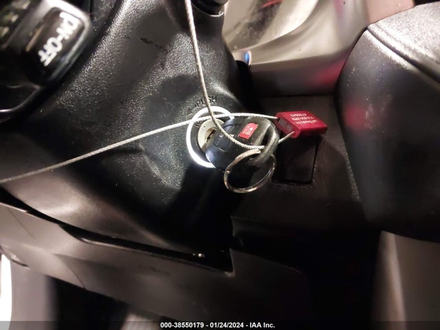 Toyota RAV4 LE 2016 JTMBFREV2GD184893 Image 11