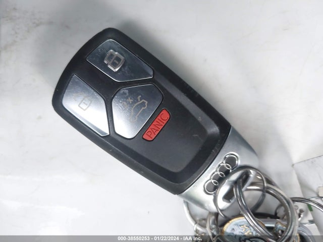 WAUGMAF41KA051245 Audi A4 40 Premium/40 Titanium Premium
