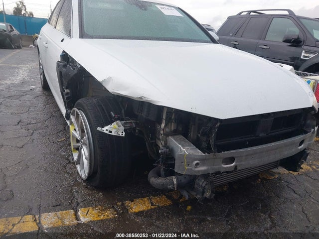 WAUGMAF41KA051245 Audi A4 40 Premium/40 Titanium Premium