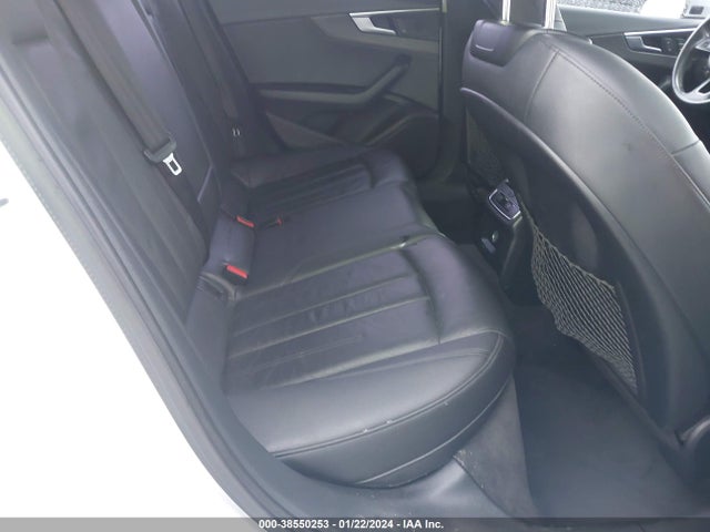 WAUGMAF41KA051245 Audi A4 40 Premium/40 Titanium Premium