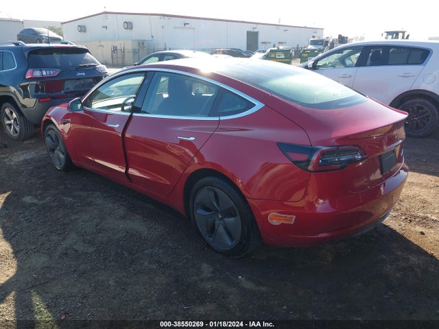 2019 TESLA MODEL 3 5YJ3E1EB5KF440492 Photo 2