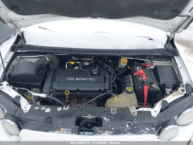 Chevrolet Sonic Lt Auto 2015 1G1JC6SH5F4144297 Image 10