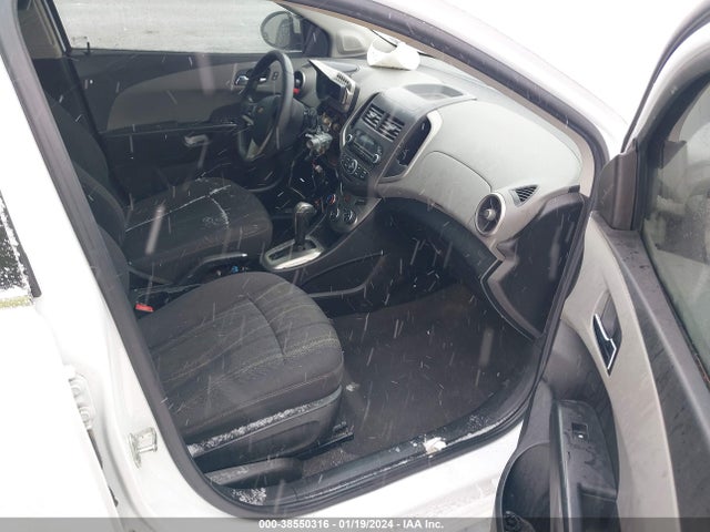 Chevrolet Sonic Lt Auto 2015 1G1JC6SH5F4144297 Image 5
