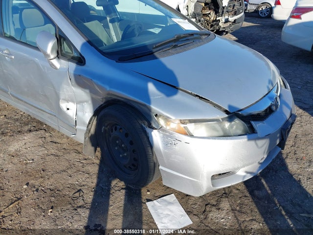 2011 HONDA CIVIC LX VIN: 2HGFA1F58BH526733