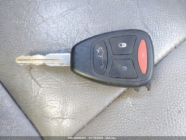 2007 CHRYSLER 300 TOURING VIN: 2C3KA53G77H764031