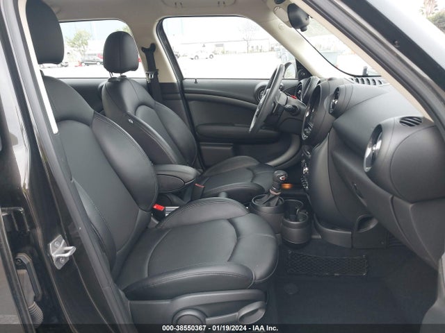 2016 MINI COUNTRYMAN WMWZC5C52GWU01315 Photo 4
