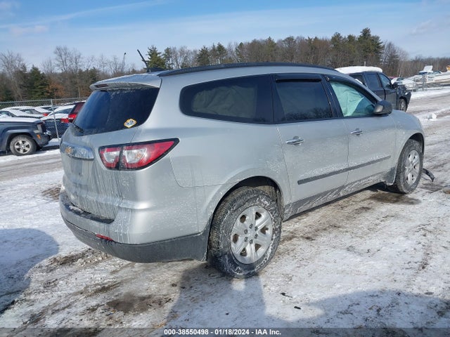 Chevrolet Traverse Ls 2017 1GNKVFKD7HJ331717 Image 4