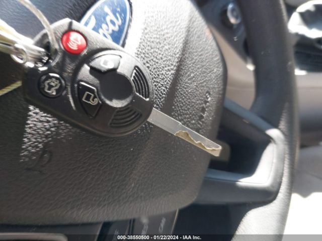 1FADP3F28GL261642 Ford FOCUS SE