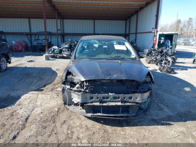 1FADP3F28GL261642 Ford FOCUS SE