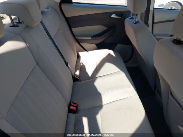 1FADP3F28GL261642 Ford FOCUS SE