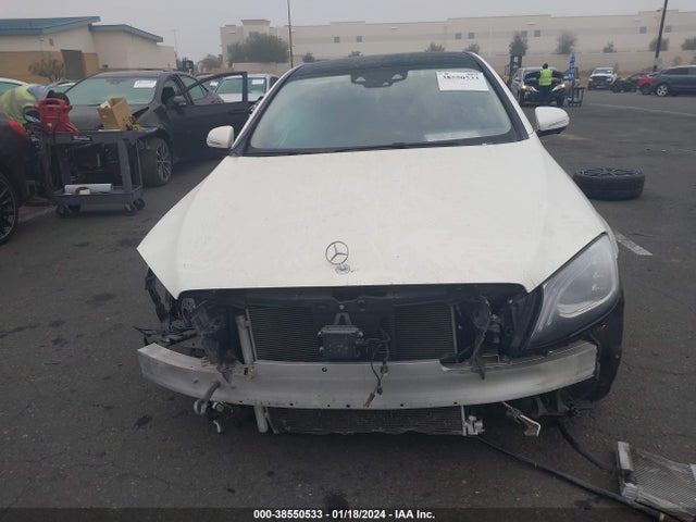 2019 MERCEDES-BENZ S 560 VIN: WDDUG8DB0KA483998