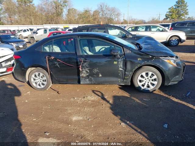 2022 TOYOTA COROLLA LE VIN: 5YFEPMAE1NP366226