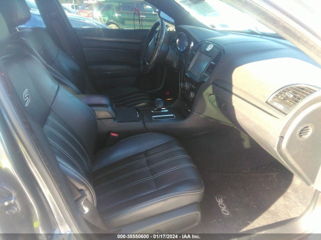 Chrysler 300 S 2014 2C3CCABG5EH148527 Image 5