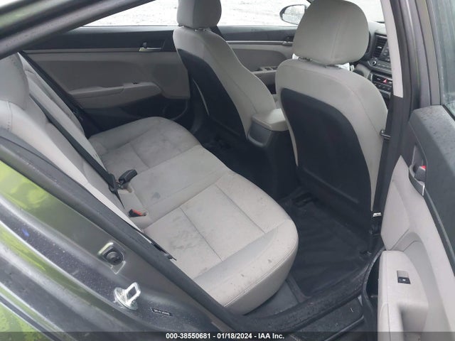 Hyundai ELANTRA SE 2018 5NPD74LF2JH259405 Image 8
