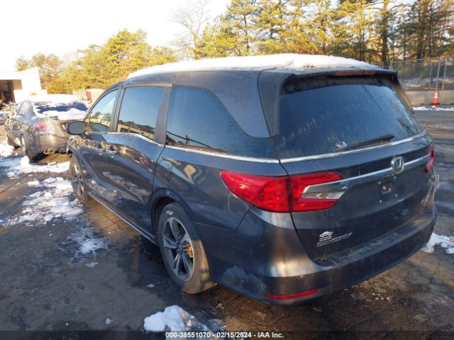 5FNRL6H82JB018109 Honda Odyssey Touring