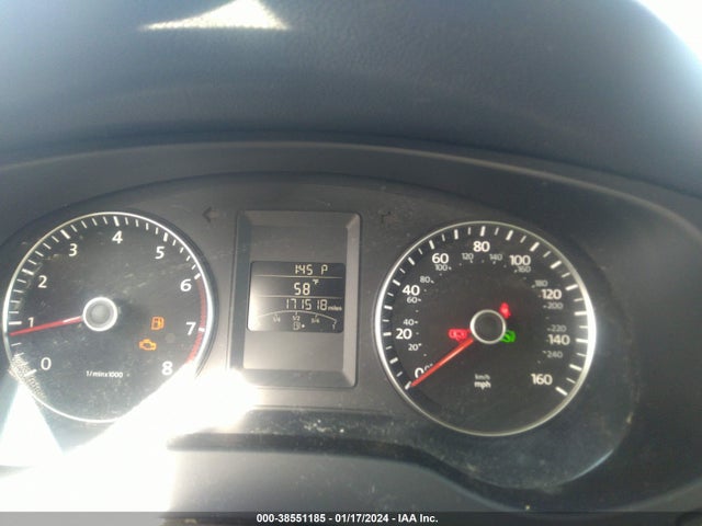 2013 VOLKSWAGEN JETTA 2.5L SE VIN: 3VWDP7AJ9DM376631