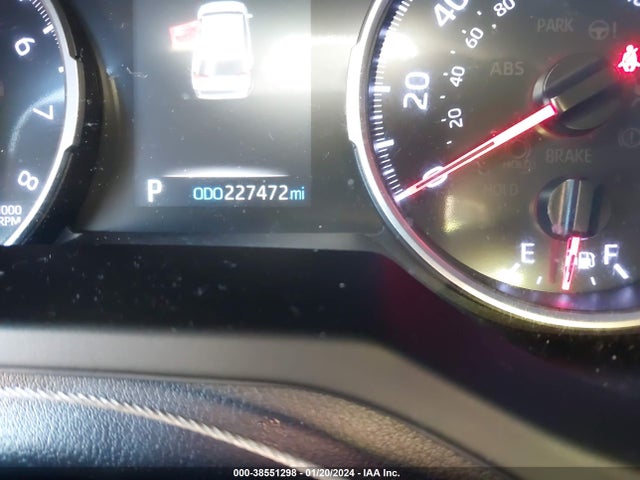 Toyota RAV4 LE 2019 JTMH1RFV1KD501126 Image 15