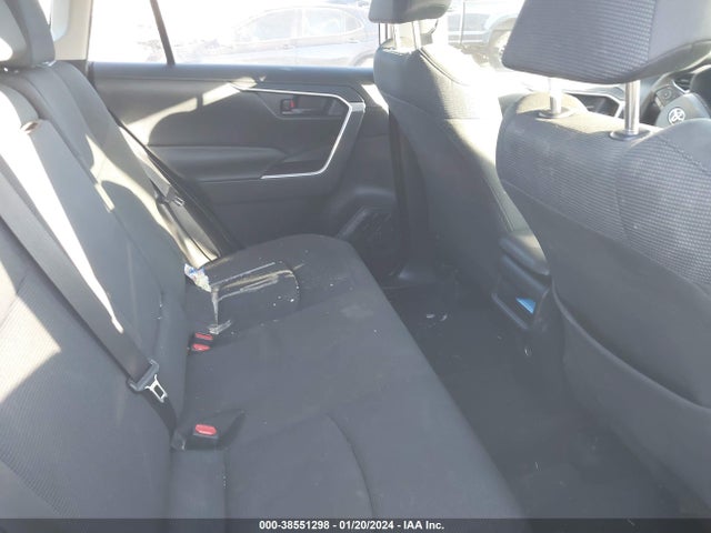Toyota RAV4 LE 2019 JTMH1RFV1KD501126 Image 8