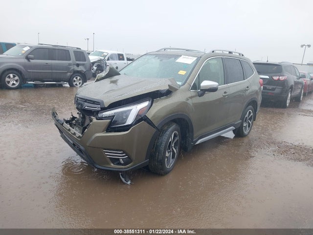 Subaru Forester Touring 2022 JF2SKARC0NH444950 Image 2