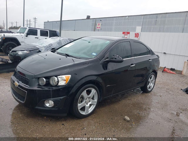 Chevrolet Sonic Ltz Auto 2016 1G1JE5SB9G4153862 Image 2