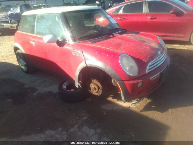 2005 MINI COOPER WMWRC33415TJ67310 Photo 0