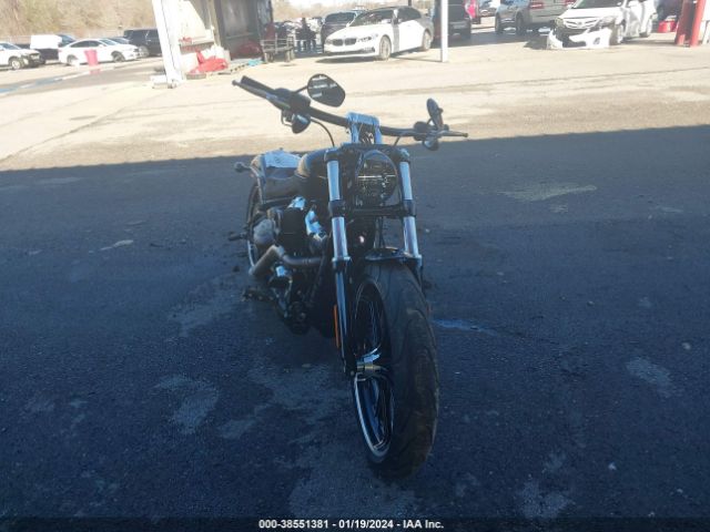 2018 HARLEY-DAVIDSON FXBR 1HD1YEJ1XJC035080 Photo 4