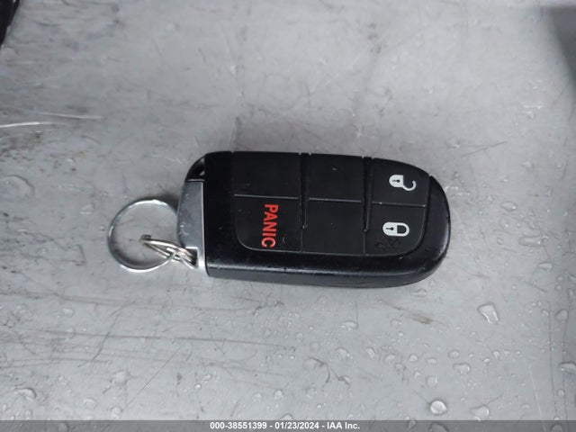 Dodge JOURNEY SE 2018 3C4PDCABXJT526788 Image 11
