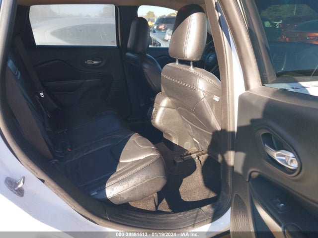 1C4PJLAB8FW669460 Jeep Cherokee Sport