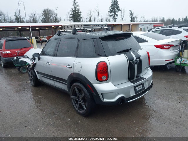 2011 MINI COOPER S COUNTRYMAN WMWZC5C53BWL54563 Photo 2
