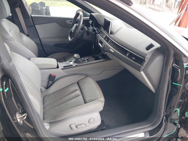 WAUENCF51JA013747 Audi A5 2.0t Premium