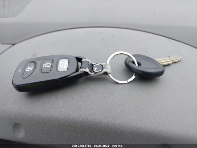Hyundai ELANTRA SE 2018 KMHD74LF1JU524526 Image 11