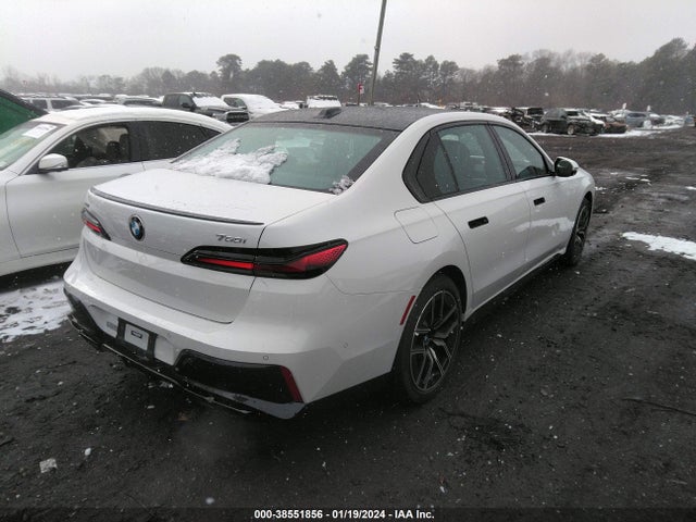 BMW 760i Xdrive 2023 WBA33EJ02PCM54255 Image 4