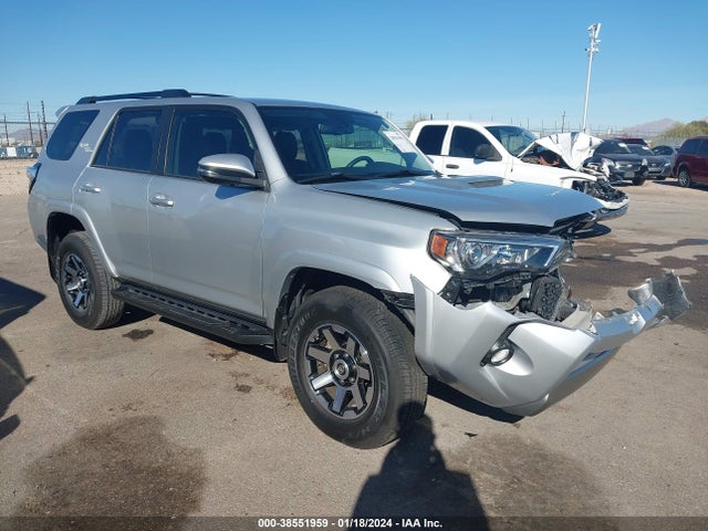 2019 TOYOTA 4RUNNER TRD OFF ROAD PREMIUM VIN: JTEBU5JR2K5613679