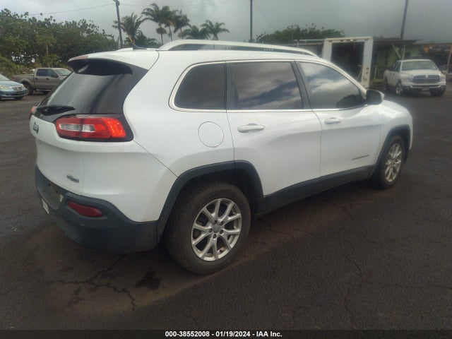1C4PJLCB5HW592515 Jeep Cherokee Latitude Fwd