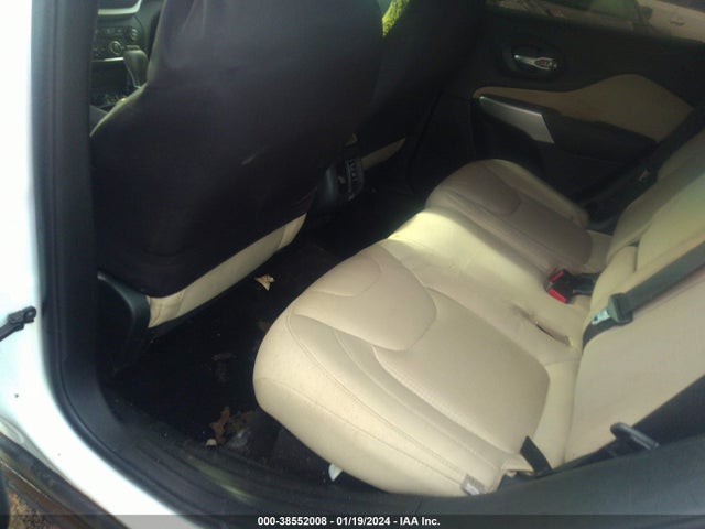 1C4PJLCB5HW592515 Jeep Cherokee Latitude Fwd