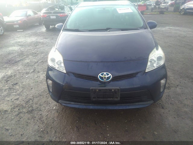 Toyota Prius Two 2015 JTDKN3DU6F1966493 Image 11