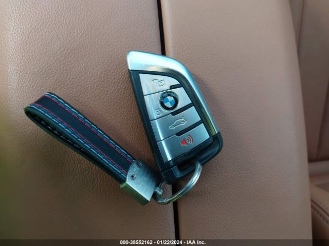 5UXTA6C00N9L06383 BMW X5