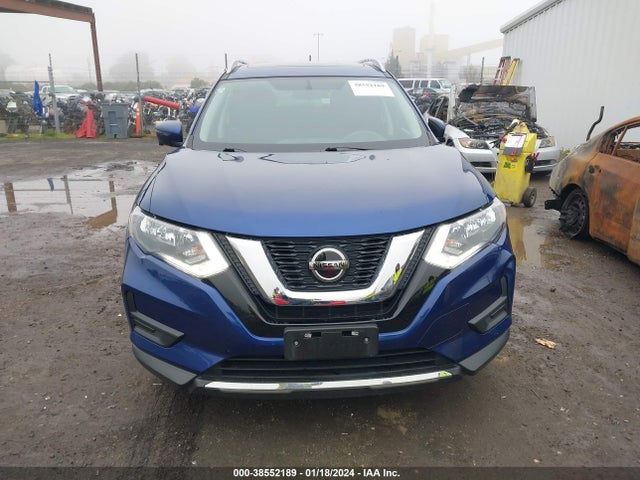 2018 NISSAN ROGUE SV VIN: 5N1AT2MT1JC770473