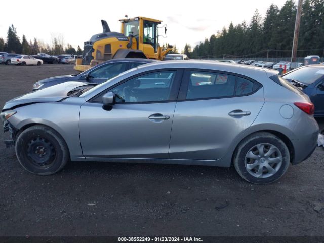JM1BM1K78E1201210 Mazda Mazda3 I Sport