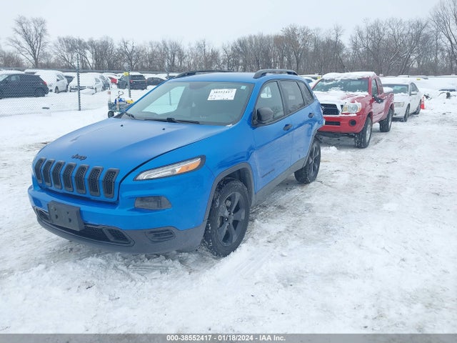 1C4PJMAB0HW620701 Jeep Cherokee Altitude 4x4
