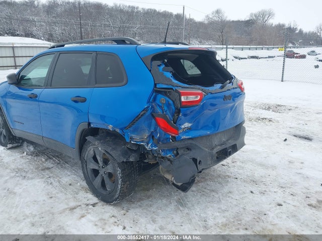 1C4PJMAB0HW620701 Jeep Cherokee Altitude 4x4