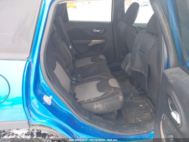 1C4PJMAB0HW620701 Jeep Cherokee Altitude 4x4