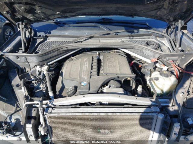 2016 BMW X5 5UXKR0C53G0S93651 Photo 9