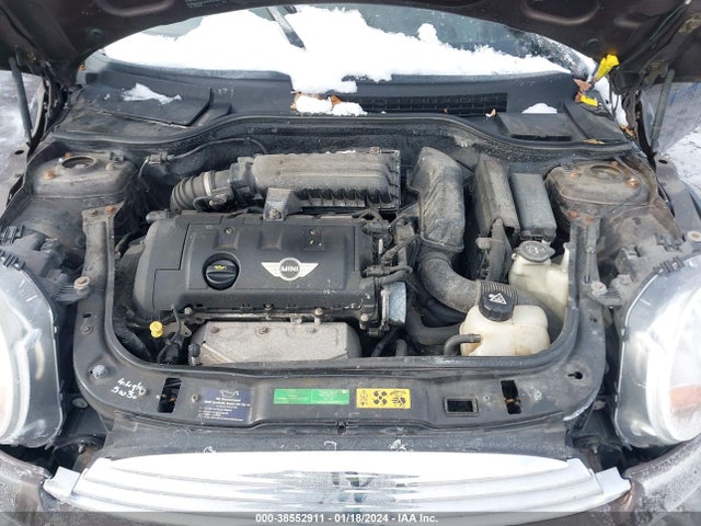 2010 MINI COOPER CLUBMAN WMWML3C50ATX38606 Photo 9