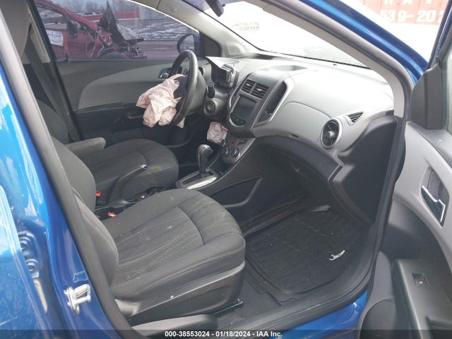 Chevrolet Sonic Lt Auto 2016 1G1JC5SH8G4132608 Image 5