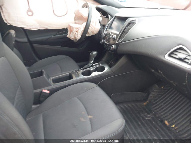 Chevrolet Cruze Lt Auto 2018 3G1BE6SMXJS613582 Image 5